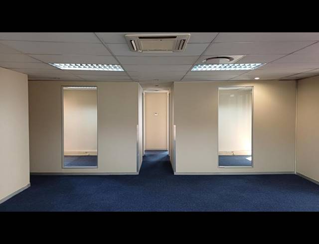 BUSINESS PROPERTY TO RENT IN DIE HOEWES